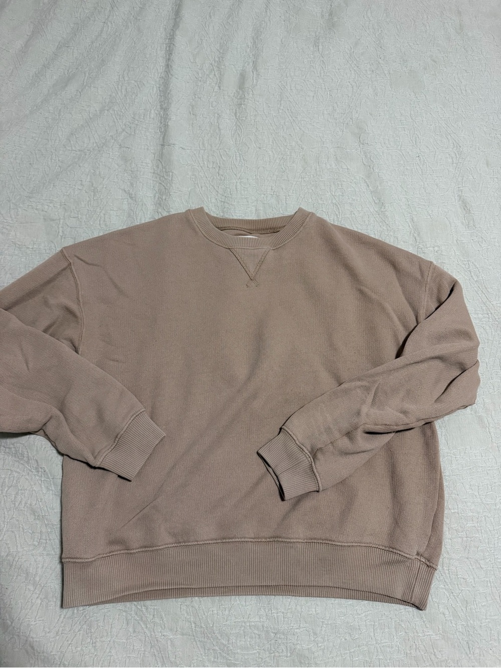 American Eagle Outfitters Women's Crewneck Sweatshirt in Taupe